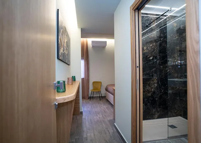 B&B La Scogliera In 3*